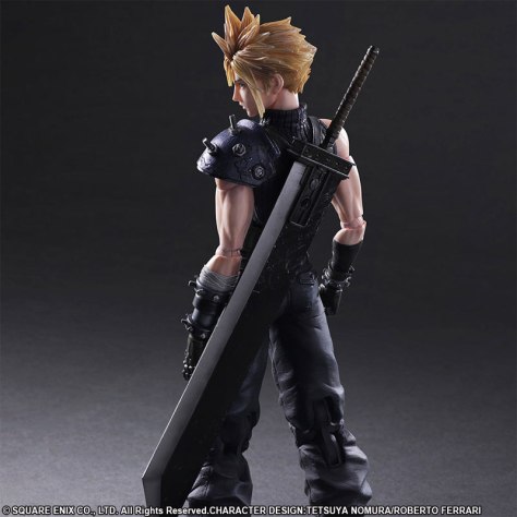 ff7-remake-cloud-play-arts-kai-003